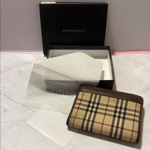 Burberry Tan Beige Vintage Check Card Holder with Brown Trim